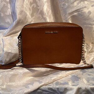 Michael Kors Jet Set Crossbody Bag – Acorn Brown